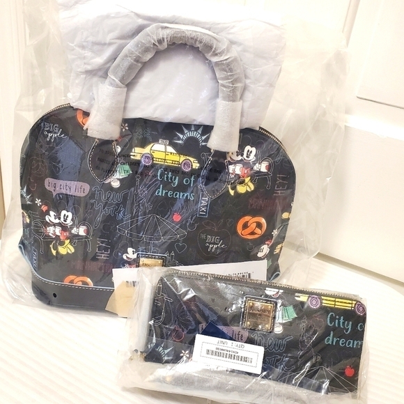 NWT Disney Dooney & Bourke Mickie & Minnie New York City Zip Satchel, Wa… - Picture 1 of 10